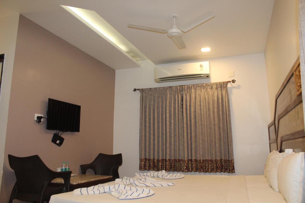 Annai In Saravana Bhavan Fine Stay And Restaurant Веланканни Экстерьер фото