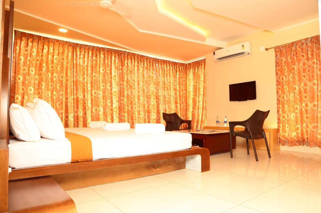 Annai In Saravana Bhavan Fine Stay And Restaurant Веланканни Экстерьер фото